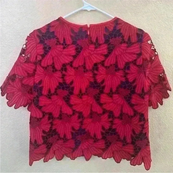 Tory Burch "Nicola" Red Lace With Blue Underlay Top Size 4 EUC!! - Picture 7 of 9
